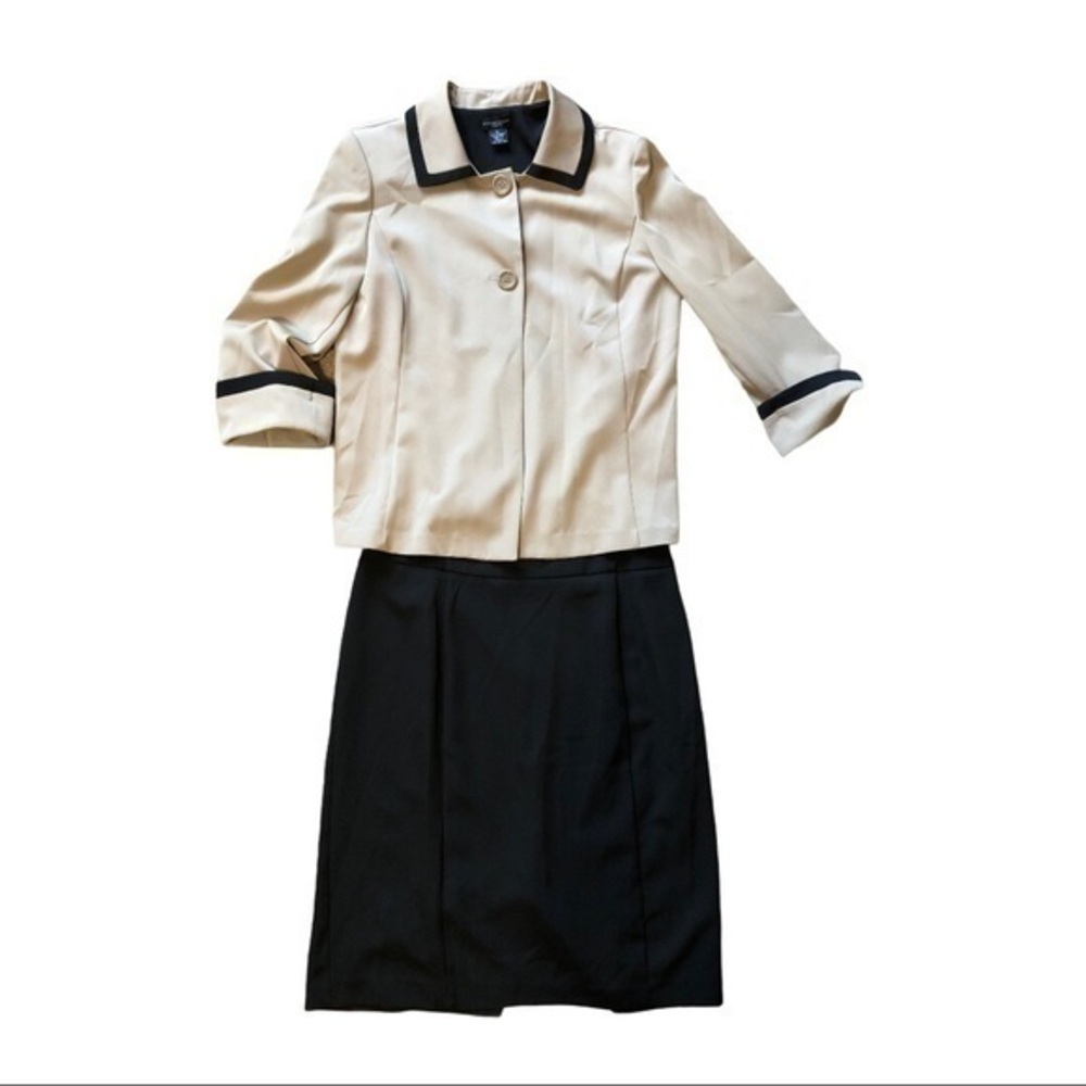 Courtenay stretch size 10 matching full suit